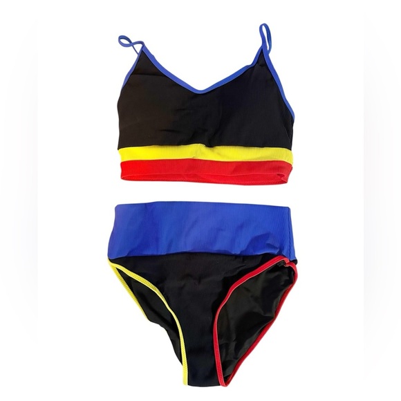 Brand New Two Piece Swimsuit Set - Picture 6 of 7